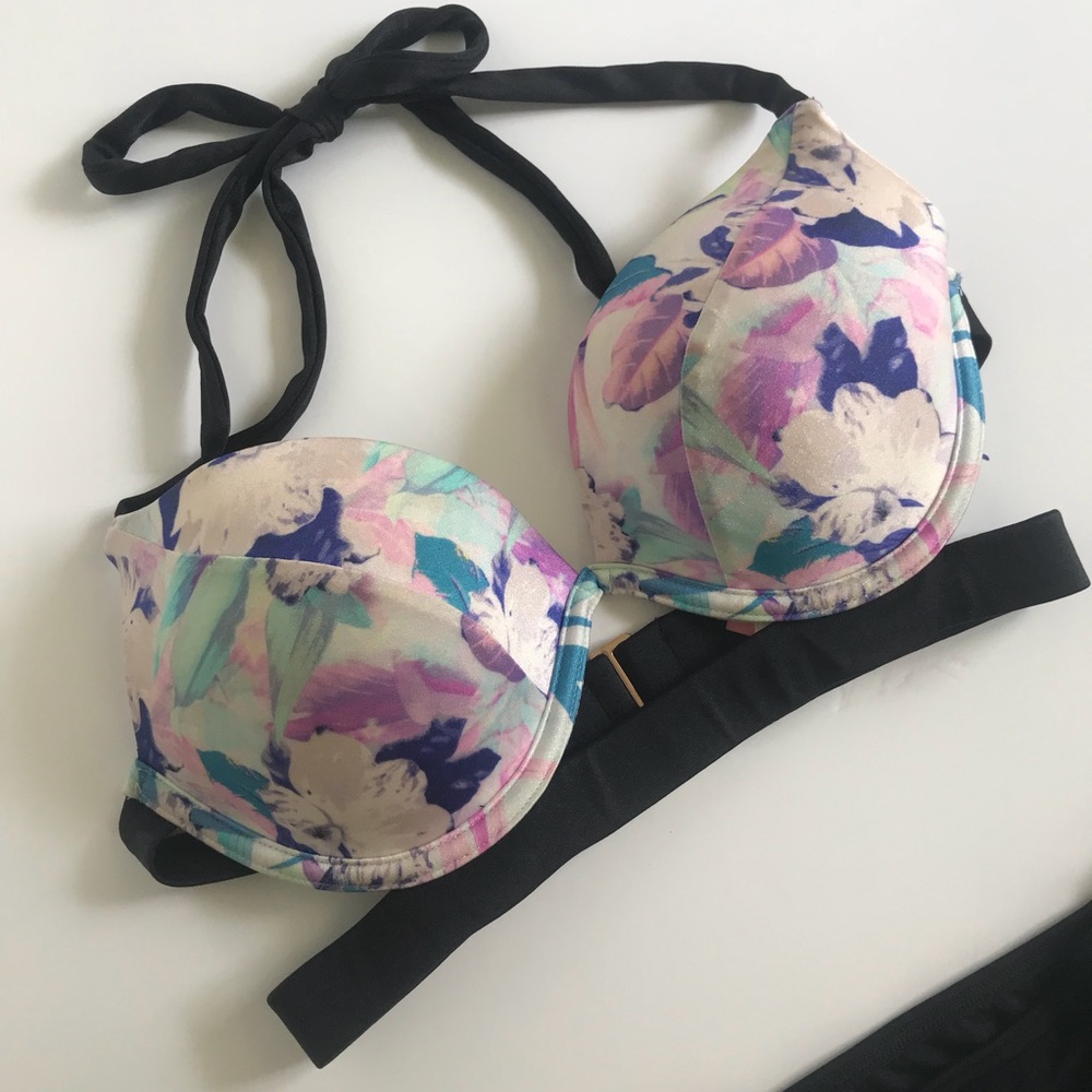 Victoria’s Secret Hottie Halter Swimsuit Set